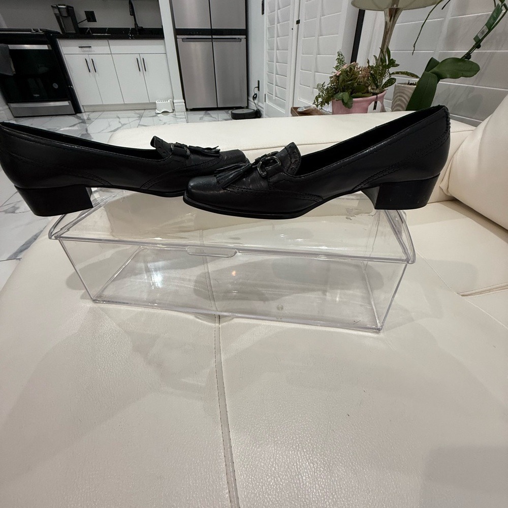 Women's Kelly & Katie Black Tassel Loafers